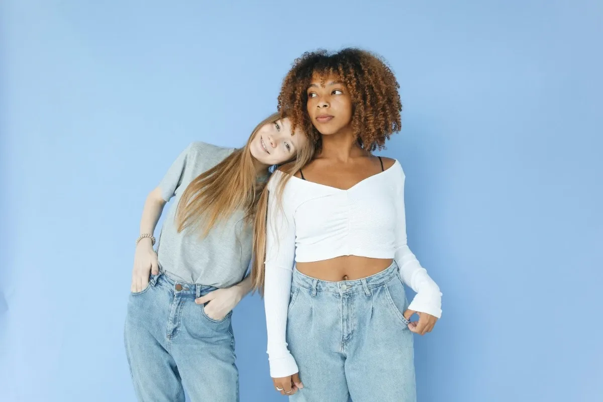 Counselor and young person during a supportive therapy session